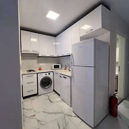 Feriehus Lueks Deniz Ve Doga Manzarali Yazlik Ev