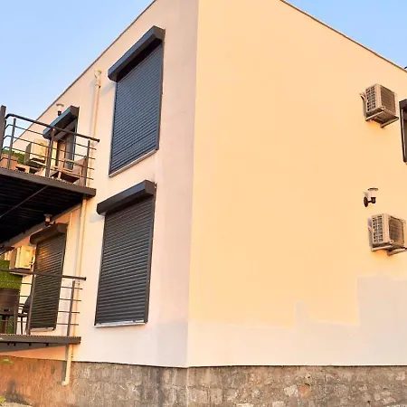 Feriehus Lueks Deniz Ve Doga Manzarali Yazlik Ev *