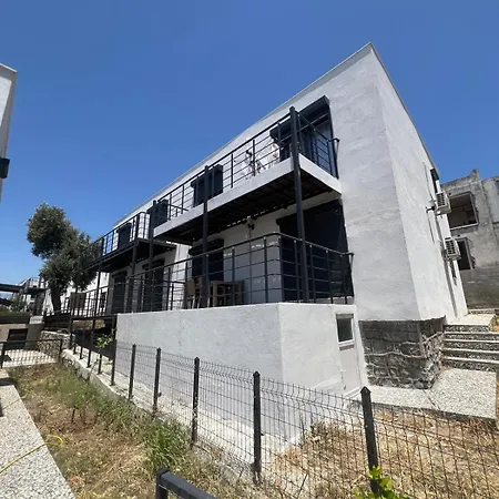 Holiday home Lueks Deniz Ve Doga Manzarali Yazlik Ev