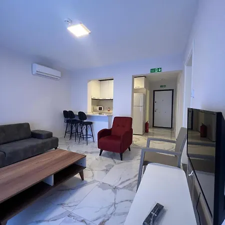 Lueks Deniz Ve Doga Manzarali Yazlik Ev